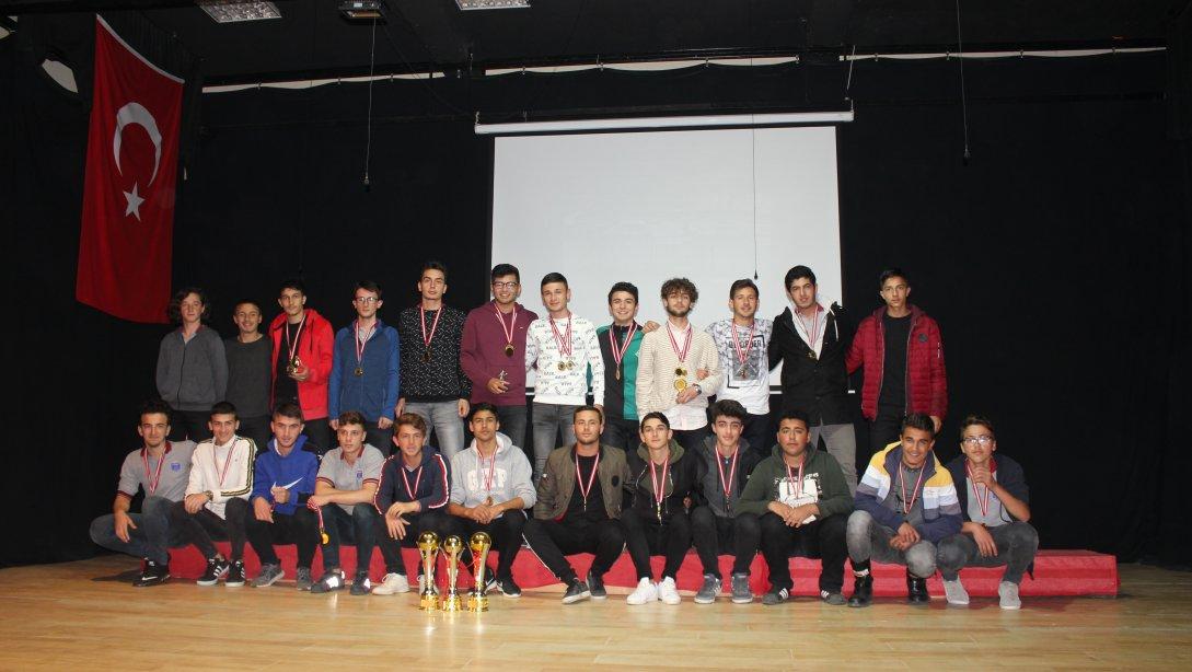 Şehit Üsteğmen İbrahim Abanoz Anadolu Lisesi Bahar Şenlikleri, Ödül Töreni İle Sona Erdi