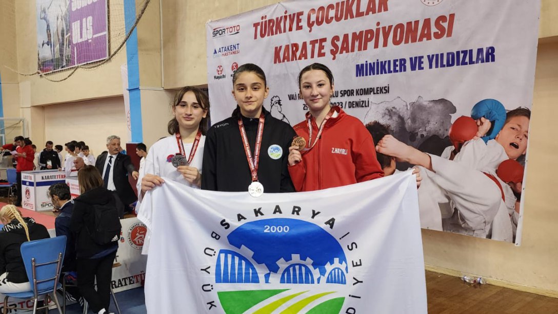 Öğrencimiz İrem DEPE'den Türkiye Şampiyonluığu