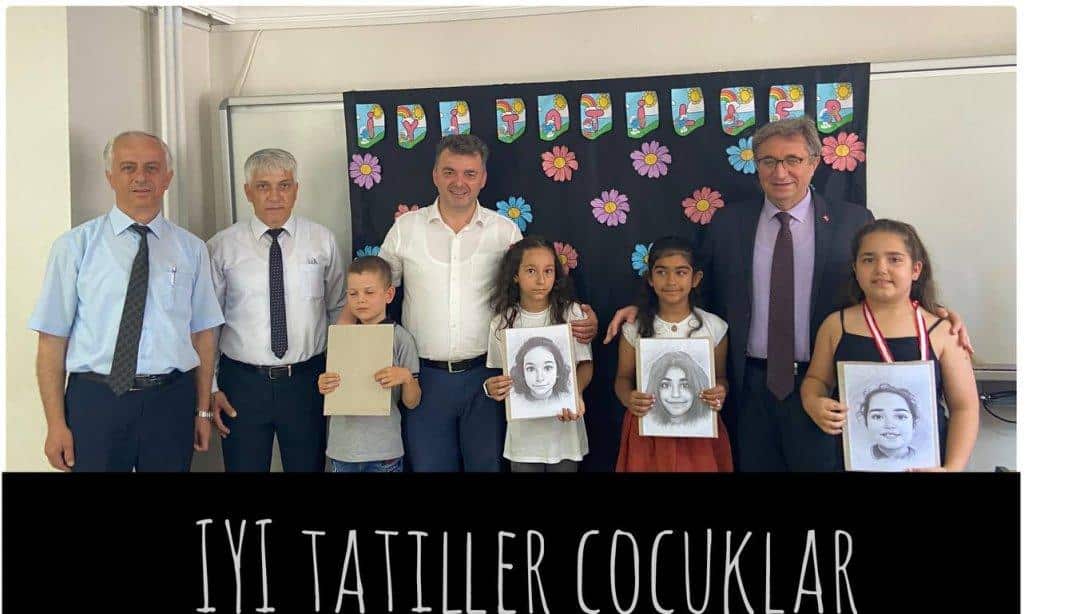 İlçe Kaymakamımız Sayın Dr. Ahmet Naci HELVACI İnönü İlkokulu öğrencilerimizin karne sevincine ortak oldu.